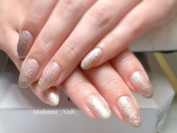 マドンナ ネイル(Madonna Nails)/
