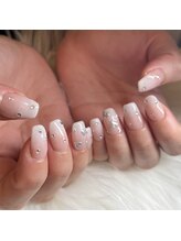 イルネイル バイ ルアナ(001..Nail by Luana.)/ベイビーブーマー×ハートネイル