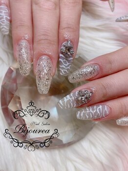 ビジュレア(Bijourea)/