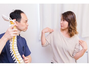 六甲仲井整体院の写真/20年以上の豊富な施術実績を持つスペシャリストによる施術★背骨・骨盤矯正で肩こりや腰痛などのお悩み改善