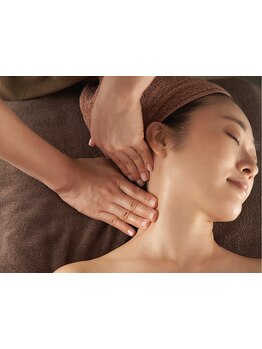 首・肩のつらさを改善したい