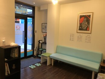 あさがお鍼灸整骨院/待合室