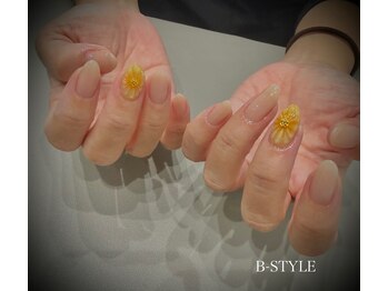 ビースタイル(B-style)/ひまわりネイル♪