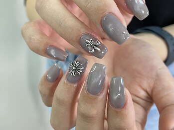 アワーズネイルオオサカ(ours nail osaka)/