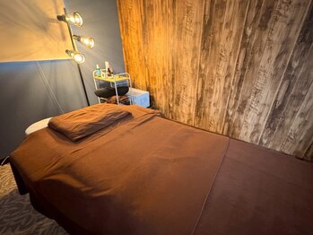 カルム(calme)の写真/【お仕事終わりにも♪】手軽に受けられるドライヘッドスパは男性にも大人気!30分メニューもございます◎