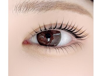 ファストラッシュ 表参道店(FAST LASH)の写真/上下まつげパーマで可愛い目元を叶える☆ぱっちり束感で惹きつける愛されまつげデザイン♪中顔面短縮効果も