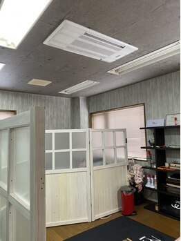 ビーデル(Wieder)/【内観】