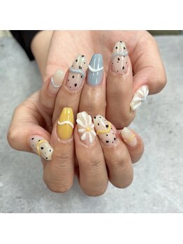 asymmetry color flower