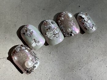 ガレリア エレガンテ 栄店(GALLARIA Elegante)/華やか可愛い蝶々デザイン★