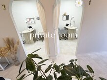 各部屋にタブレット有★お好きな動画など観ながら施術も可◎♪