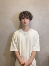 nail salon Hana. スタッフ 佐々木