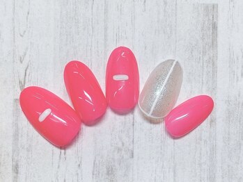 アルセア 上野御徒町店(Alcea)/ネオン ぷっくり シンプル