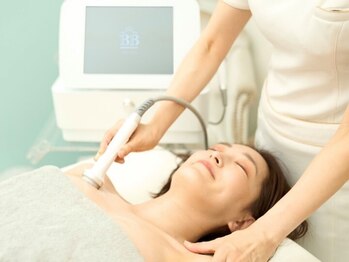 美人バスト 赤羽店の写真/【痩せ型/産後垂れ/バストの脂肪が腕やお腹に流れている】バストアップ専門店オリジナルマシーンで結果出し