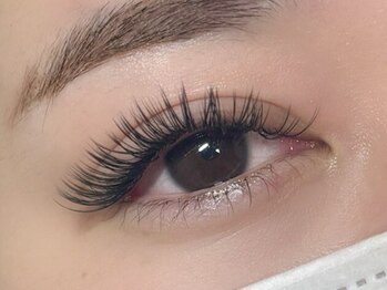 チル(Chill select by OFF)の写真/大人気バインドロック◎ボリューム感,束感.持続力が欲しい方に◎アイライン効果もあって印象的な目元に♪