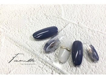 ファミーユ 池袋東口店(Famille)/長さ出し&選べるデザインMコース