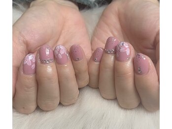 モモ(Momo)/桜ネイル