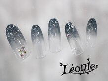 レオニー(Leonie)/グラデーション×ラメ散らし