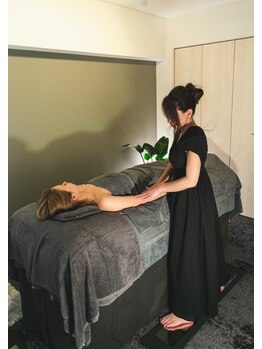 カシェットベルメイユ 名古屋久屋大通(Cachette Vermeil)/セラピスト×微弱電流／名古屋