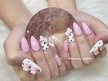 ビジューネイル(bijou nail)/ガーリーネイル