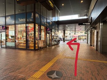 ユニック(unic)/池下駅1番出口からの道のり