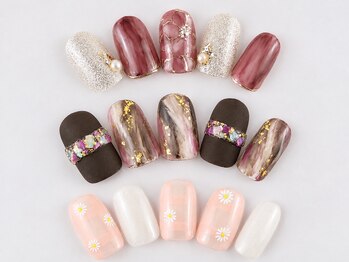 まつげアンドネイル ディアマンローズ(DIAMANT ROSE)の写真/【ジェルつけ放題90分6930円】【フットやり放題6600円】15時までのご来店でオフ無料！最新トレンド多数♪