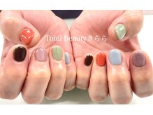 ネイルサロン きらら 藤沢本店/カラフルネイル♪