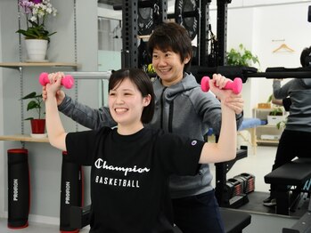 アンリコ(AnReco)の写真/【女性トレーナー在籍！】ボディメイクを目指す女性も通いやすい完全プライベート、トレーニングジム★