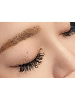 ボリュームのある目元にしたい