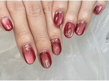 アリイネイルズ(ALII Nails)/ボルドーマグネットミラー