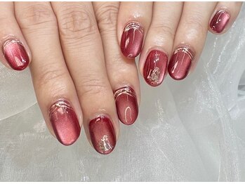 アリイネイルズ(ALII Nails)/ボルドーマグネットミラー