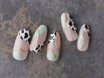 サンミーゴネイル 神戸店(Sunmego Nail)/ニュアンスアニマル柄ネイル