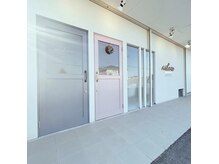 ミホノ 和泉中央店(mihono)の雰囲気（男女別のエントランスが魅力！ご家族・カップルでのご来店も可能）