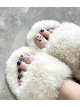 サロン ド ルネ(Salon de Lune)/フット親指2本アート