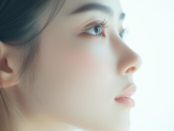 プライマリー(PRIMARY)の写真/ボリュームとモチ良さが魅力の【バインドロック】や軽さと濃さを両立した【ダブルフラット】で理想の目元に