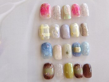 ネイルサロン バリ(BALI)の写真/大人気の8種類の定額コース☆【定額デザイン/¥5940】ニュアンス系、ミラーアート系・流行りのデザイン♪