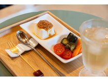 レッツゴー 酵素風呂の雰囲気（120分コースに付く酵素を使った軽食です！）