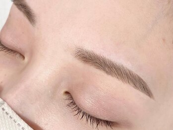 ルチア(Lucia)/垢抜け眉は間引きで決まる!