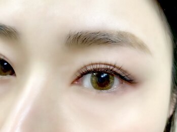 リラルボ(Relaluvo)の写真/【都城希少！】光でつけるLEDエクステ♪♪上品に可愛いく目力UP☆丁寧なカウンセリングで理想のお目元に◎