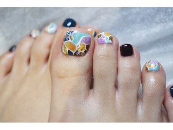 オズ ネイルアンドアイ(OZ NAIL&EYE)/タイルデザインアート