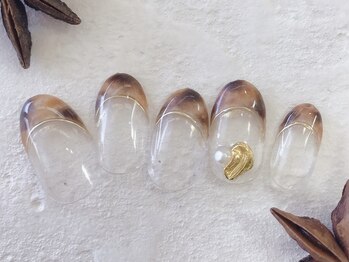 ナル バイ ネイルブレイク(Nalu by Nail Break)/べっ甲×フレンチ