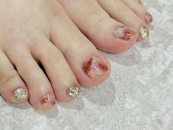 ネイルサロン メイプル(Nail Salon maple)の写真/足元からのオシャレで女子力UP♪ワンカラー～定額メニューのご用意有◎ハンド・フット同時施術OK☆