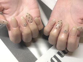 ドットシンプルネイル
