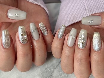 フィルインでクリスマスネイル