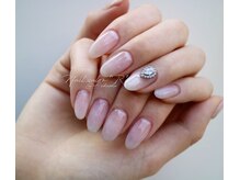 ネイルサロン R/スタイリングコース×Akira