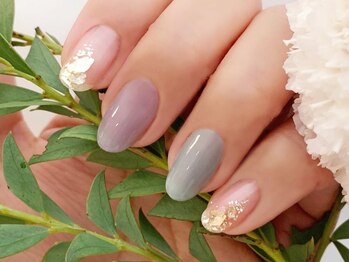 マニペディ ザ サロン 虎ノ門ヒルズステーションタワー店/くすみカラーネイル￥9900