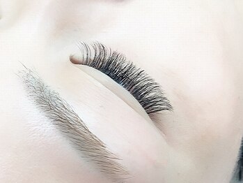 ベリーアイズ 町田店(Berry Eyes)/マツエク/３Dボリュームラッシュ