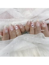 リンドネイル バイ モカ アンド ララ(Lind nail by moca and LaLa)/チークネイル