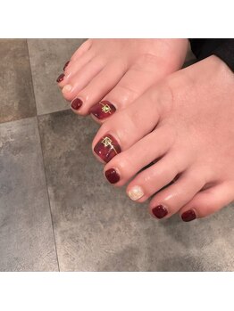 サンカリネイル バイ ヴァラ 新居浜 船木店(sankari nail by VALLA)/冬フットデザイン