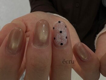エクリュ(ecru)/南国市 マグネット