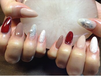 ラウト デコレーションアンドネイルサロン(Lauto Decoration&Nail Salon)/ニュアンスネイル